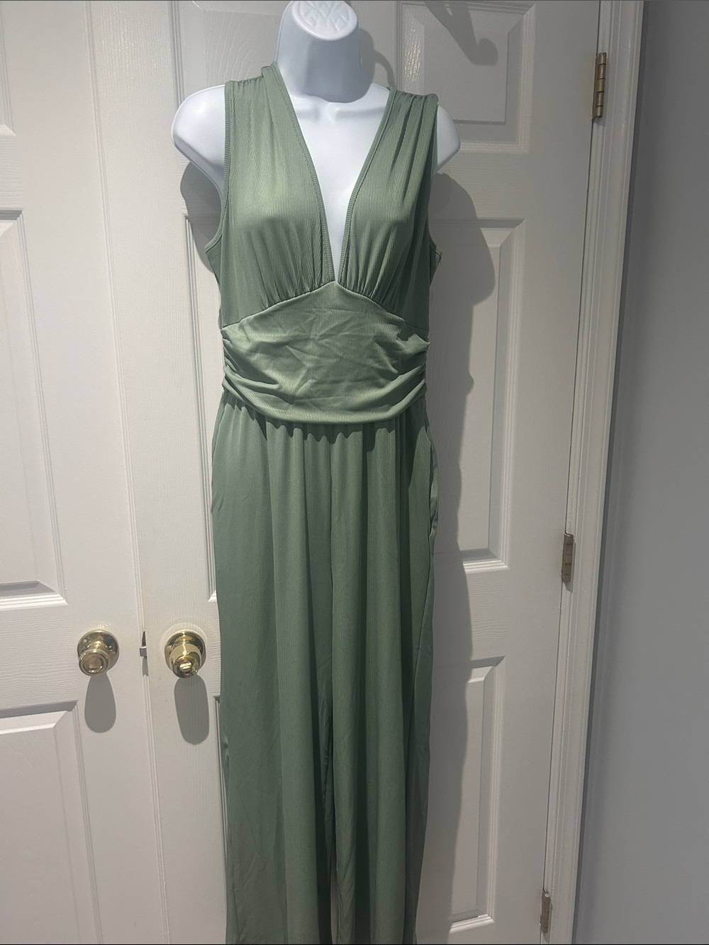 Sleeveless Sage Green V-Neck Maxi jumpsuit